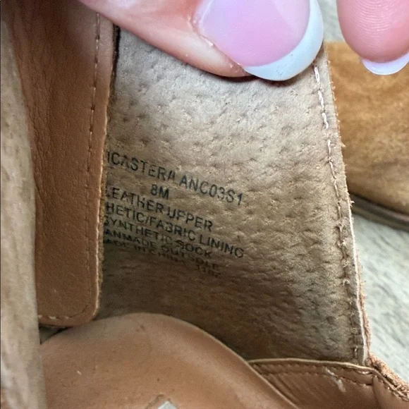 STEVE MADDEN LANCASTER Ankle Booties in Cognac - Picture 5 of 6